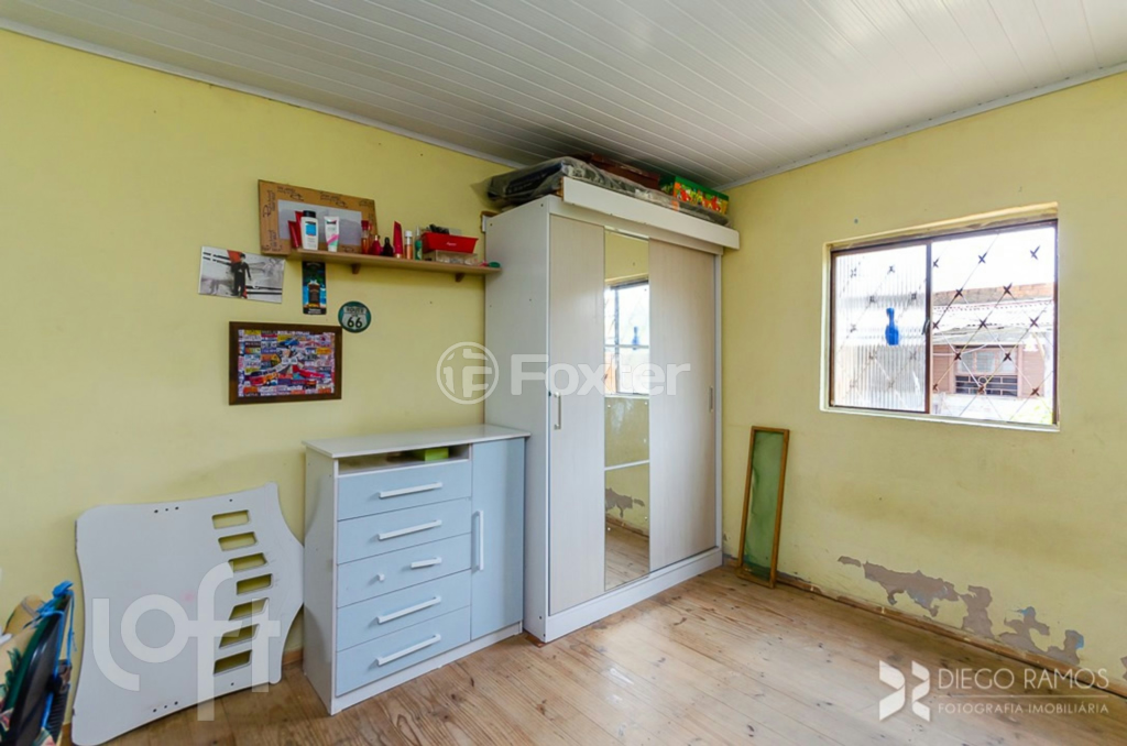 Casa à venda com 4 quartos, 200m² - Foto 8