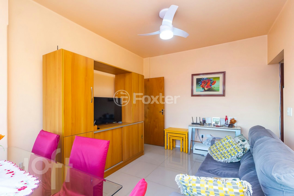Apartamento à venda com 2 quartos, 68m² - Foto 2