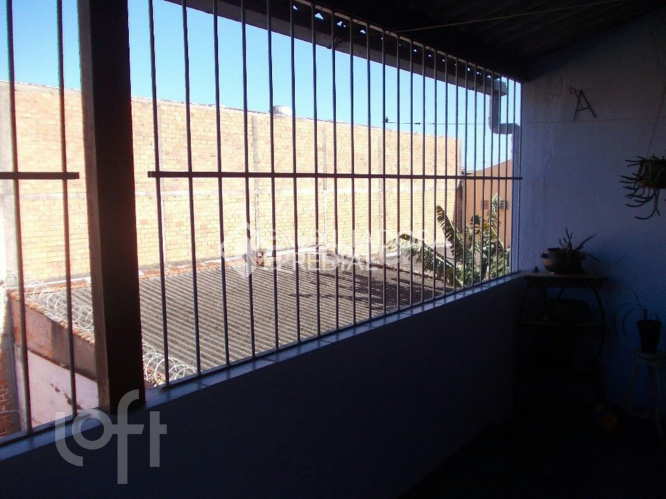 Casa à venda com 3 quartos, 210m² - Foto 11