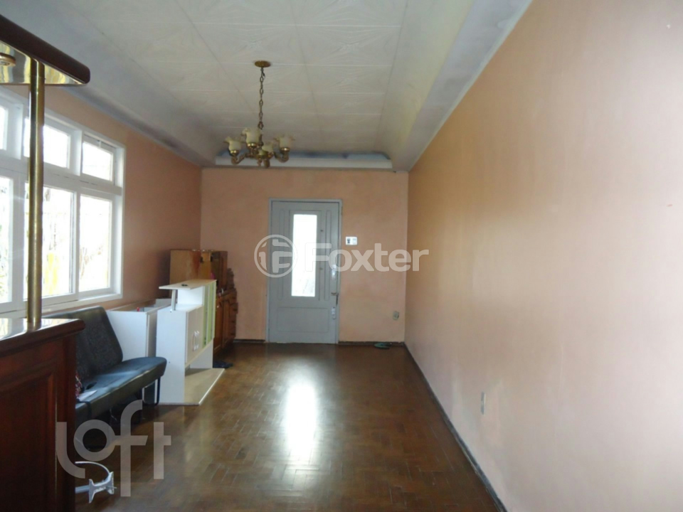 Casa à venda com 5 quartos, 190m² - Foto 1