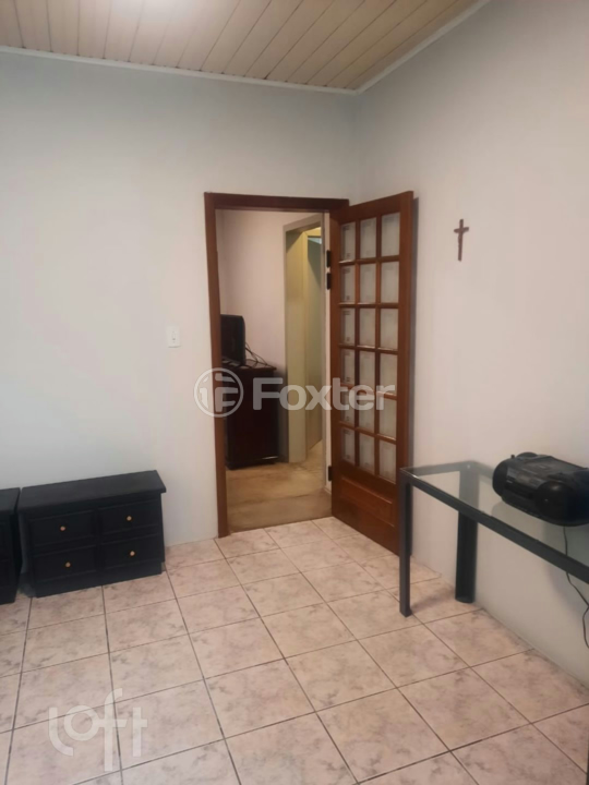 Casa à venda com 3 quartos, 75m² - Foto 3