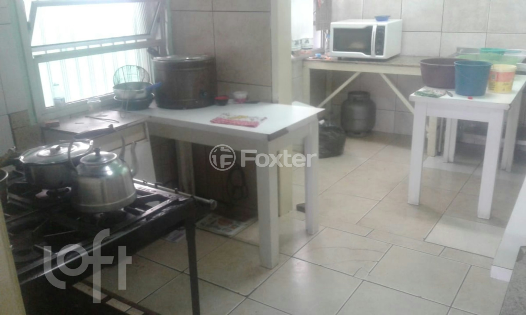 Casa à venda com 3 quartos, 261m² - Foto 3