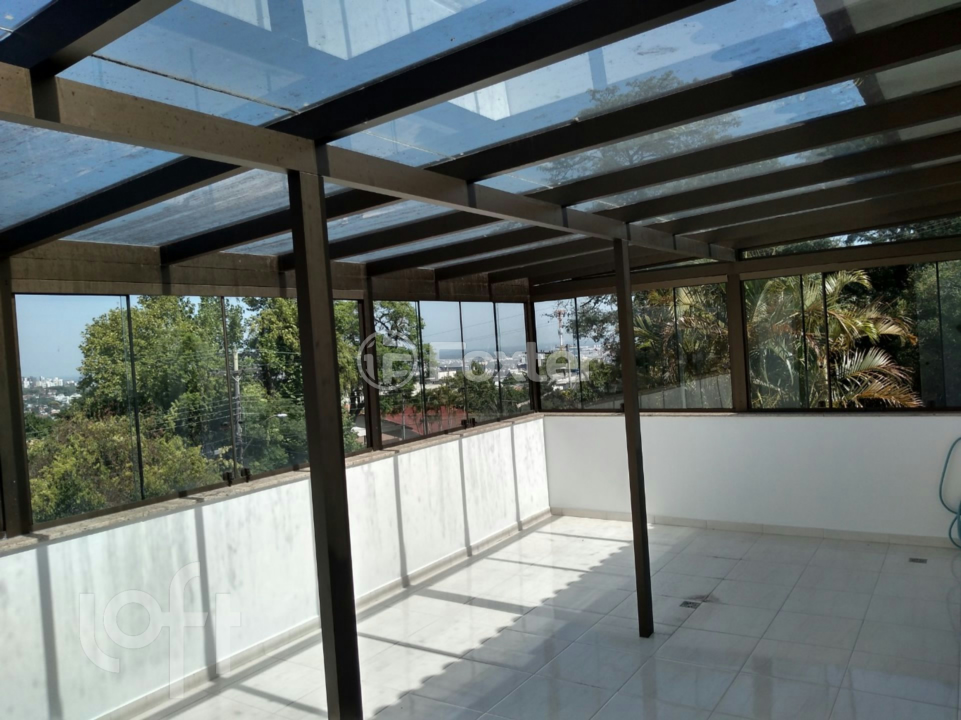Casa à venda com 6 quartos, 321m² - Foto 28