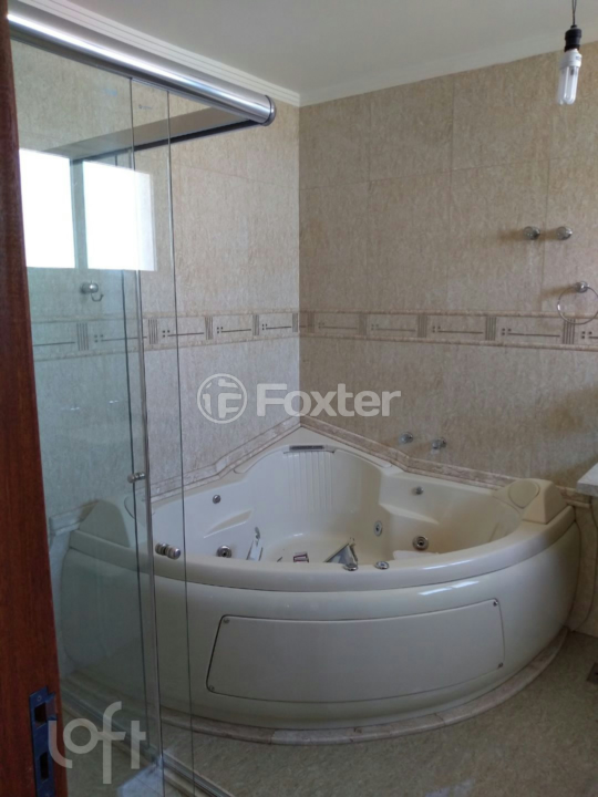 Casa à venda com 6 quartos, 321m² - Foto 35