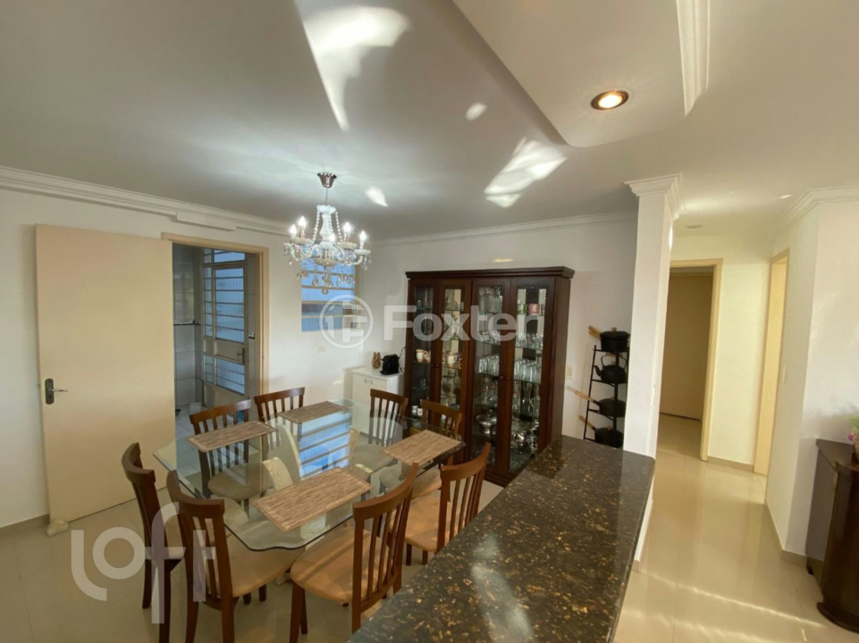 Casa à venda com 6 quartos, 321m² - Foto 6