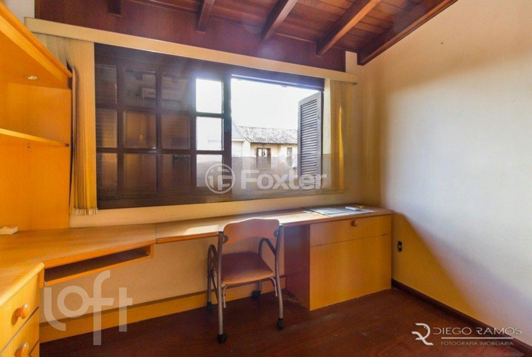 Casa à venda com 4 quartos, 250m² - Foto 16