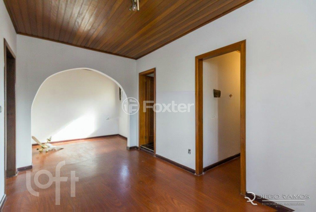 Casa à venda com 4 quartos, 250m² - Foto 5