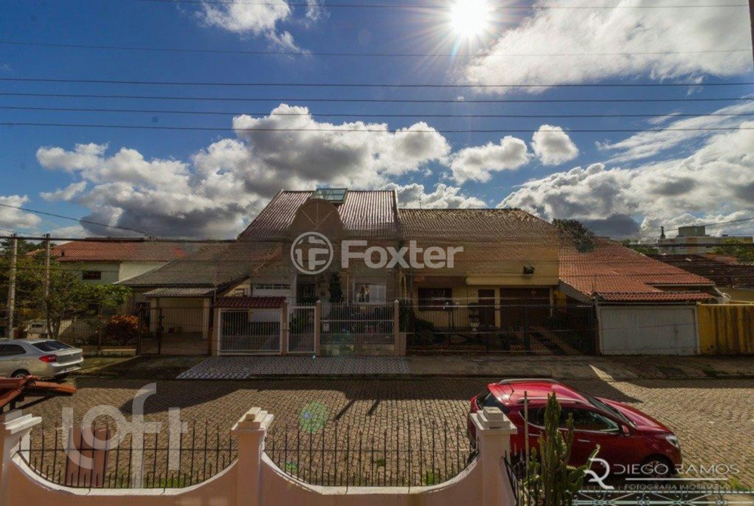 Casa à venda com 4 quartos, 250m² - Foto 20