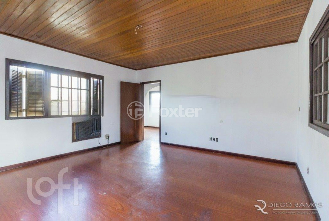 Casa à venda com 4 quartos, 250m² - Foto 6