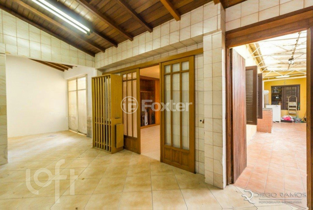 Casa à venda com 4 quartos, 250m² - Foto 33