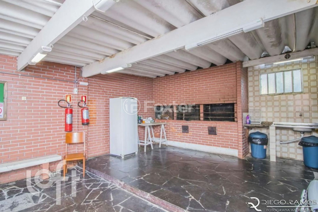 Apartamento à venda com 2 quartos, 60m² - Foto 24