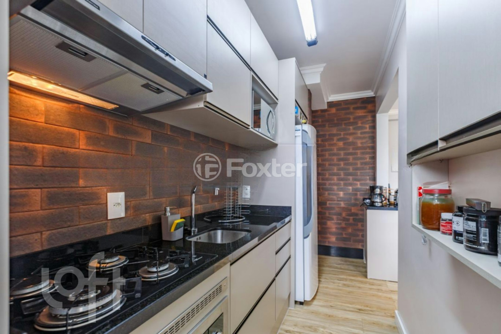 Apartamento à venda com 3 quartos, 71m² - Foto 1