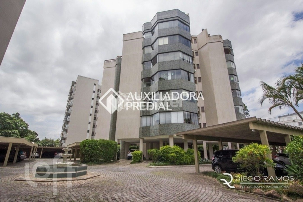 Apartamento à venda com 5 quartos, 233m² - Foto 1