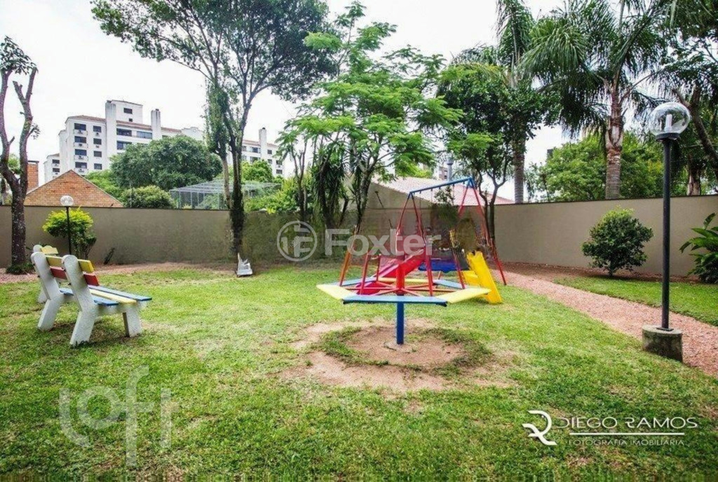 Apartamento à venda com 5 quartos, 233m² - Foto 4
