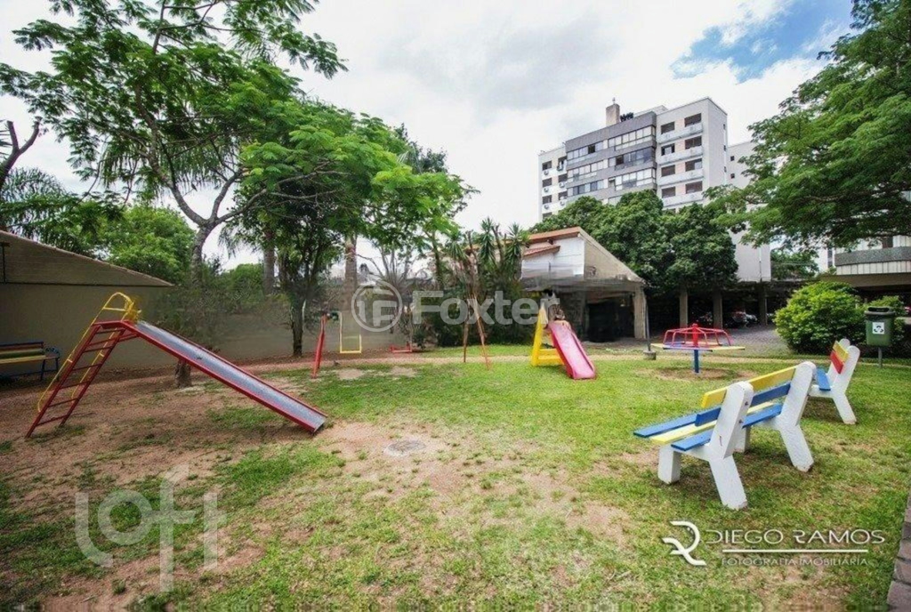 Apartamento à venda com 5 quartos, 233m² - Foto 6