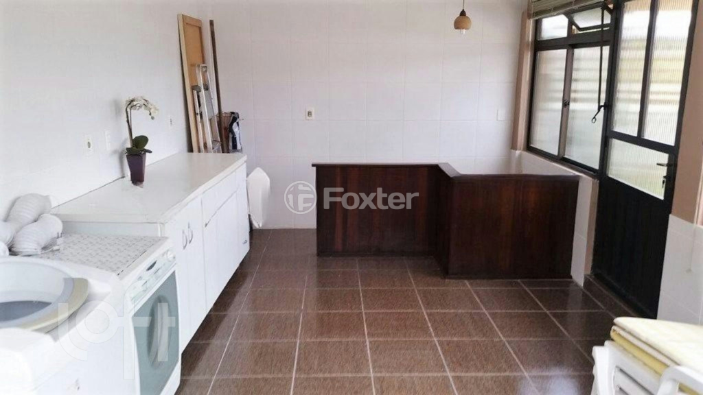 Casa à venda com 4 quartos, 288m² - Foto 30