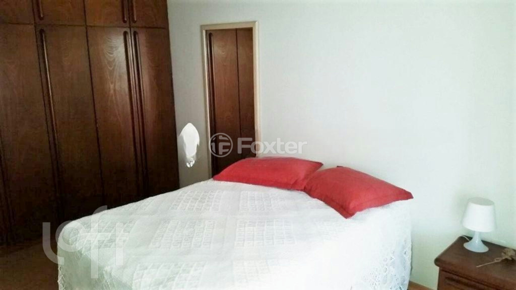 Casa à venda com 4 quartos, 288m² - Foto 20