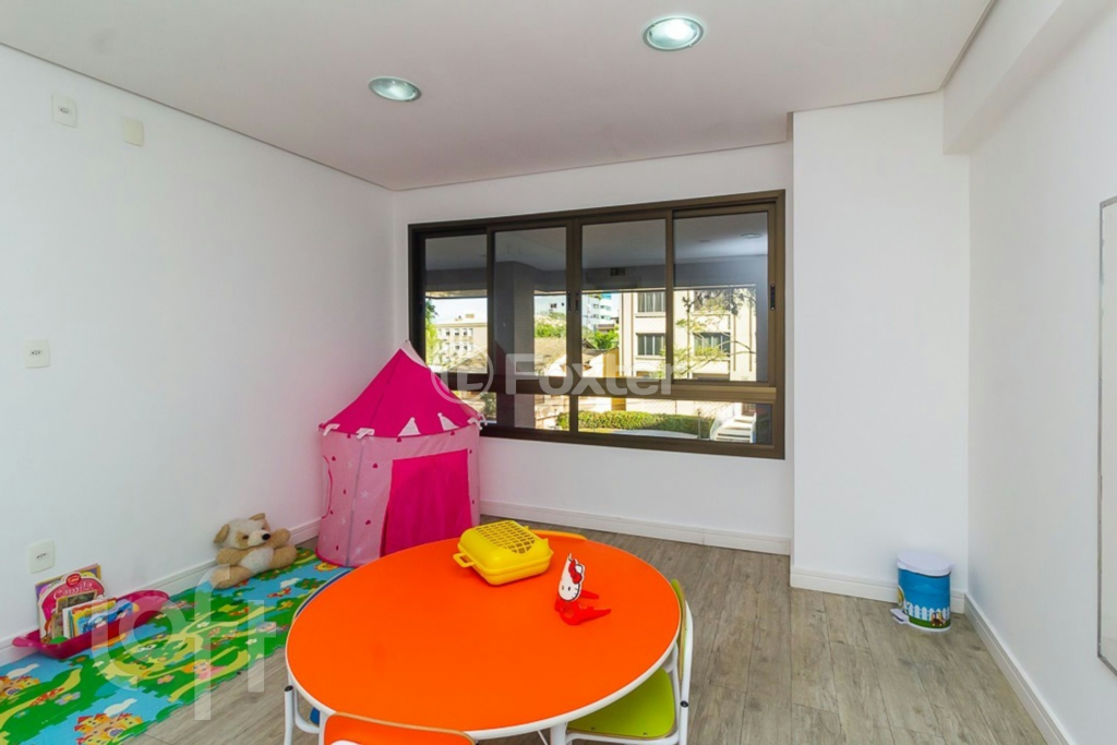 Apartamento à venda com 1 quarto, 47m² - Foto 13