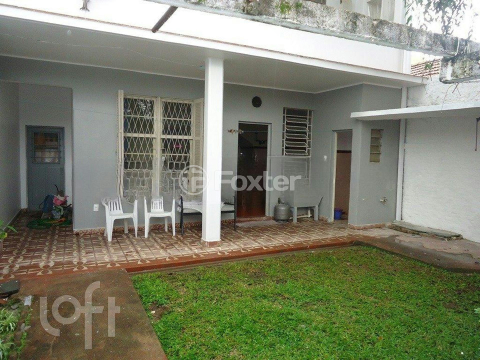 Casa à venda com 3 quartos, 169m² - Foto 1