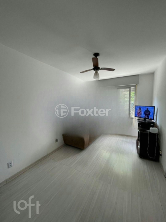 Apartamento à venda com 1 quarto, 40m² - Foto 12