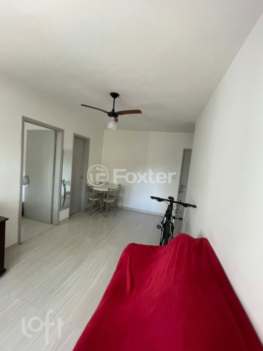 Apartamento à venda com 1 quarto, 40m² - Foto 11