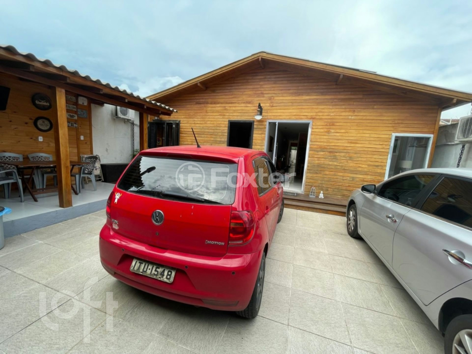 Casa à venda com 4 quartos, 250m² - Foto 19
