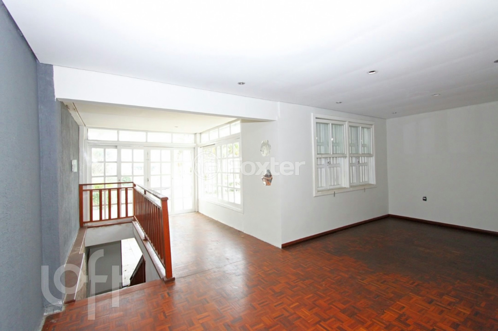 Casa à venda com 3 quartos, 100m² - Foto 5