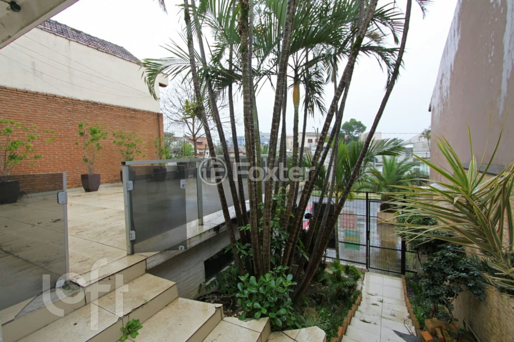 Casa à venda com 3 quartos, 100m² - Foto 26