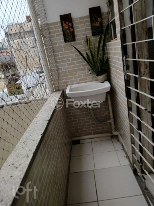 Apartamento à venda com 2 quartos, 58m² - Foto 19