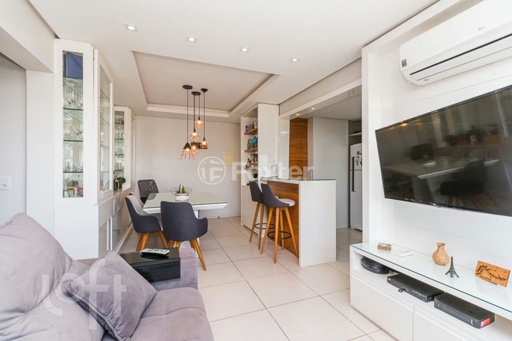 Apartamento à venda com 2 quartos, 68m² - Foto 31