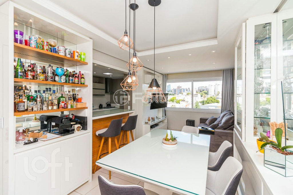 Apartamento à venda com 2 quartos, 68m² - Foto 2