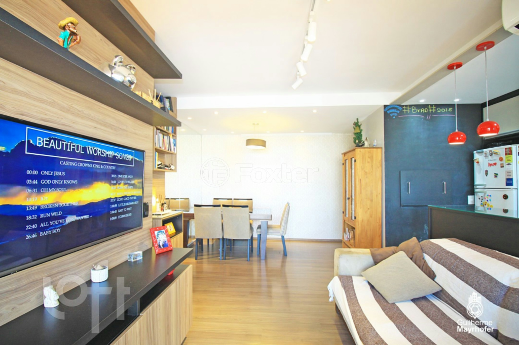 Apartamento à venda com 2 quartos, 67m² - Foto 2