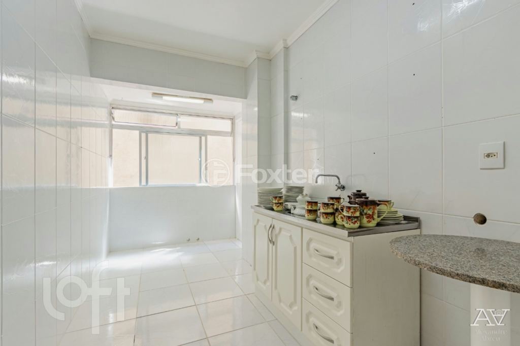 Apartamento à venda com 2 quartos, 62m² - Foto 12