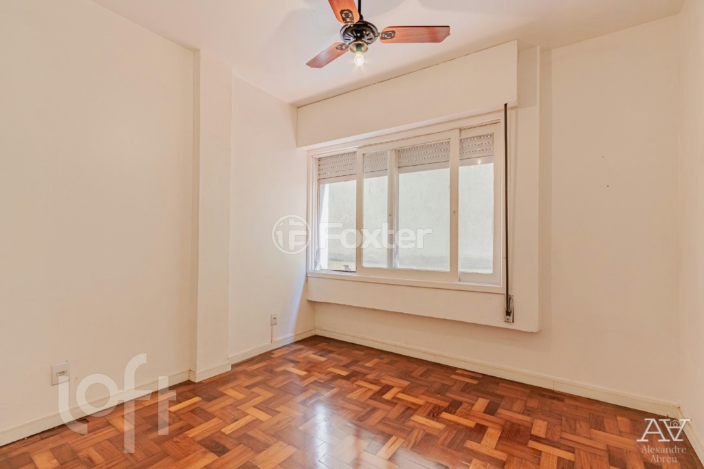 Apartamento à venda com 2 quartos, 62m² - Foto 2