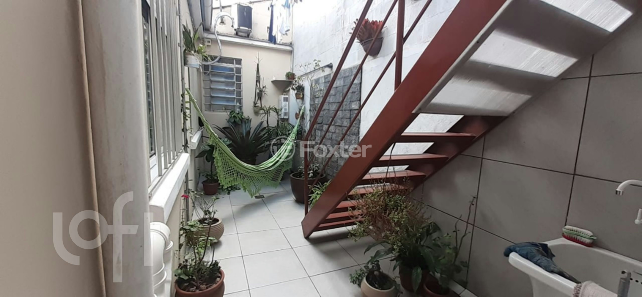 Casa à venda com 2 quartos, 101m² - Foto 11
