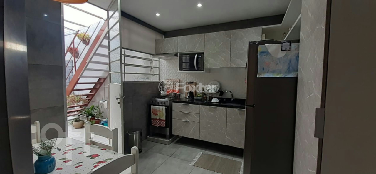 Casa à venda com 2 quartos, 101m² - Foto 6