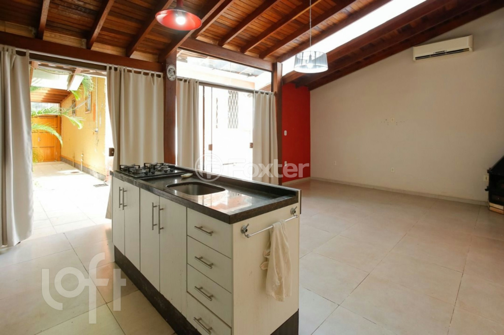 Casa à venda com 2 quartos, 98m² - Foto 6