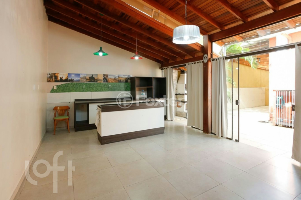 Casa à venda com 2 quartos, 98m² - Foto 3