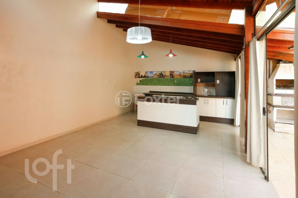 Casa à venda com 2 quartos, 98m² - Foto 7