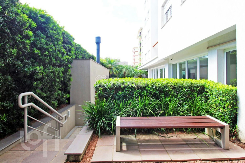 Apartamento à venda com 2 quartos, 64m² - Foto 33