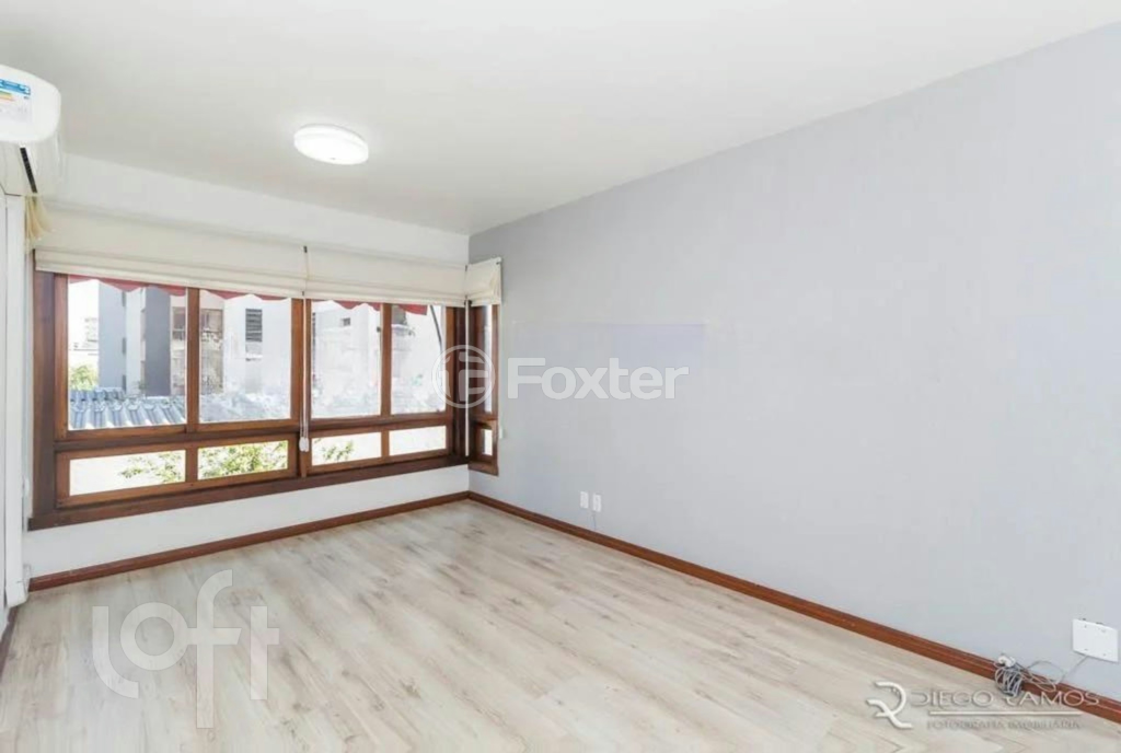 Apartamento à venda com 2 quartos, 74m² - Foto 3