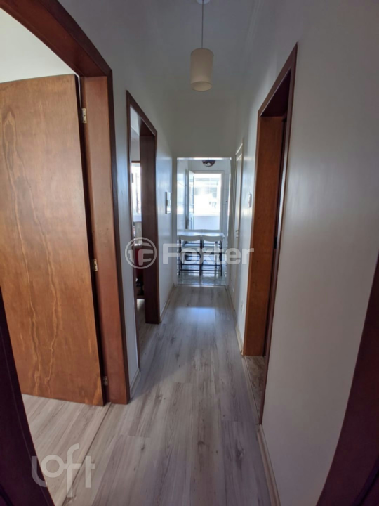 Apartamento à venda com 2 quartos, 70m² - Foto 10