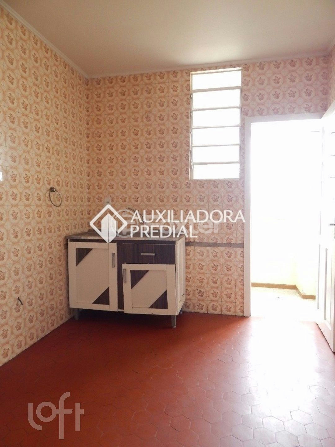 Apartamento à venda com 3 quartos, 101m² - Foto 3