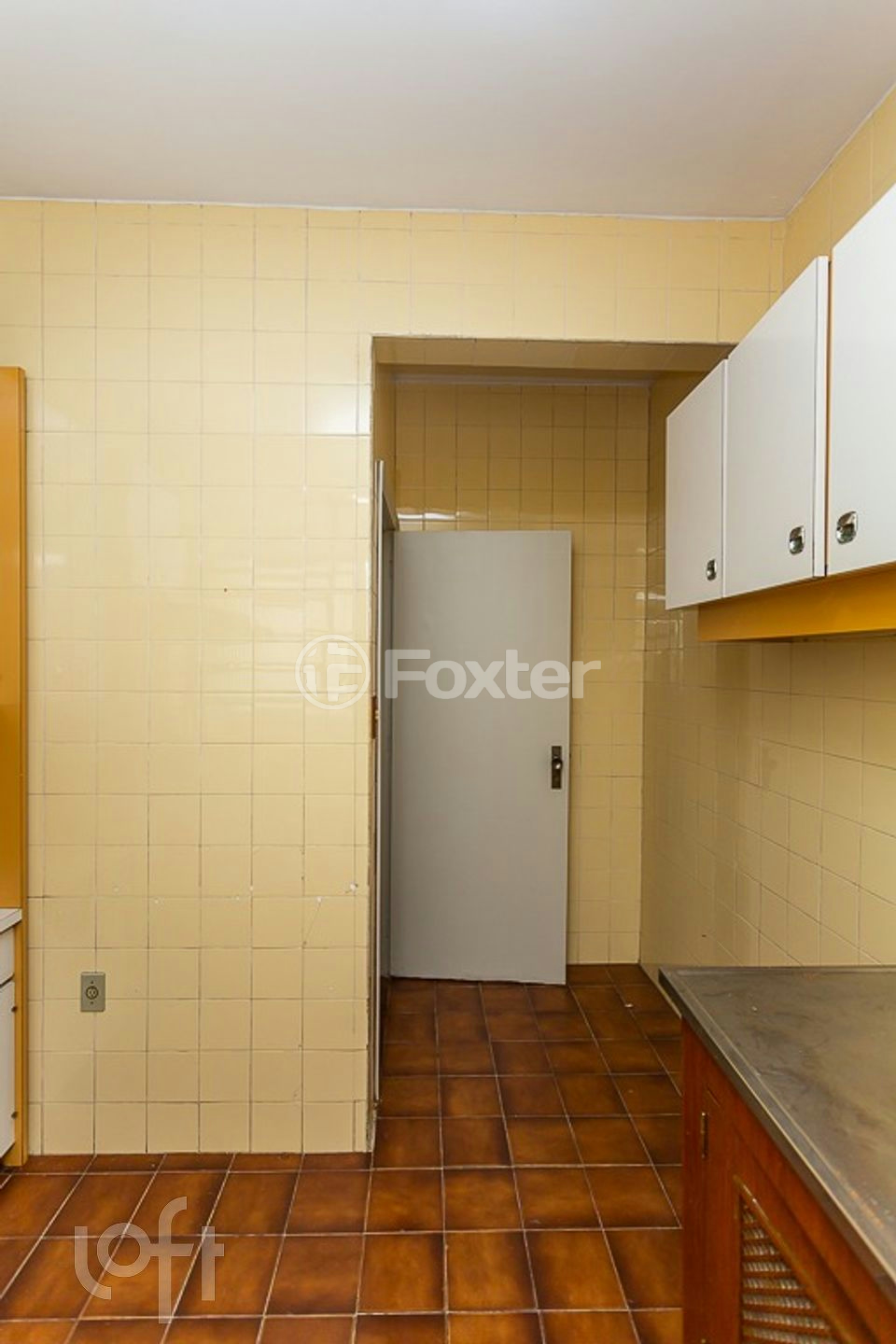 Apartamento à venda com 2 quartos, 77m² - Foto 11