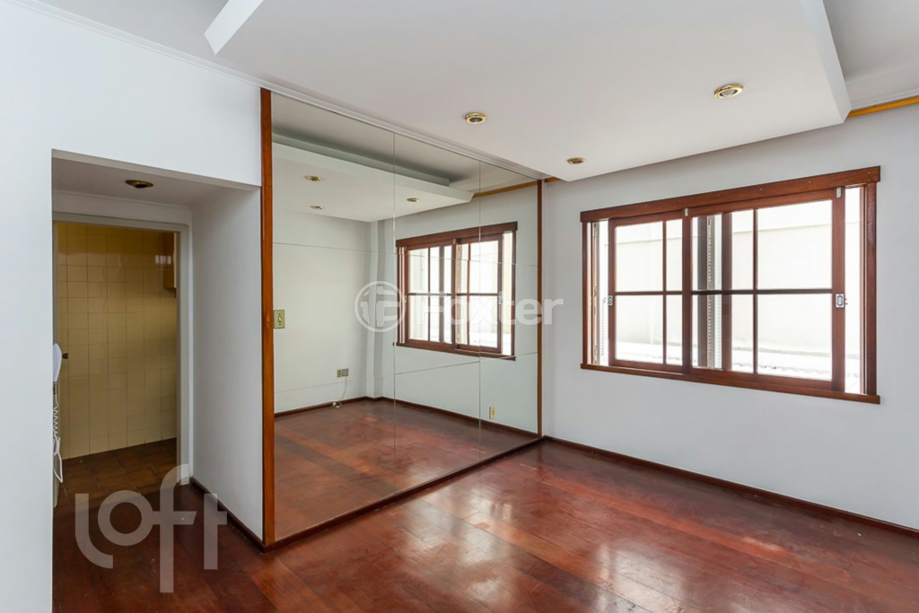 Apartamento à venda com 2 quartos, 77m² - Foto 1