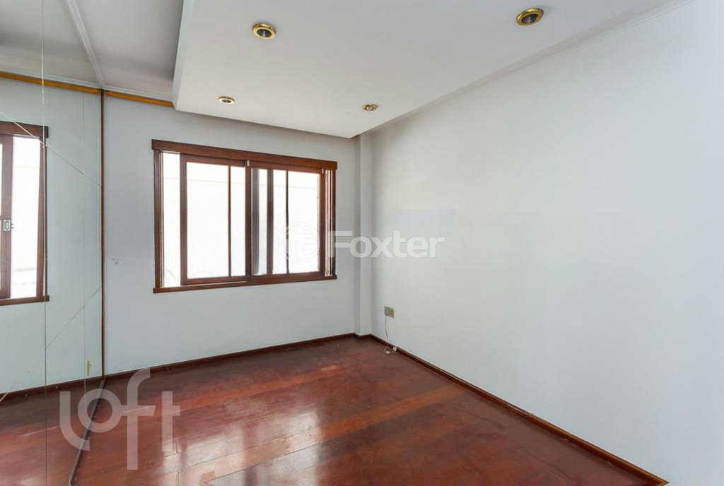 Apartamento à venda com 2 quartos, 77m² - Foto 4