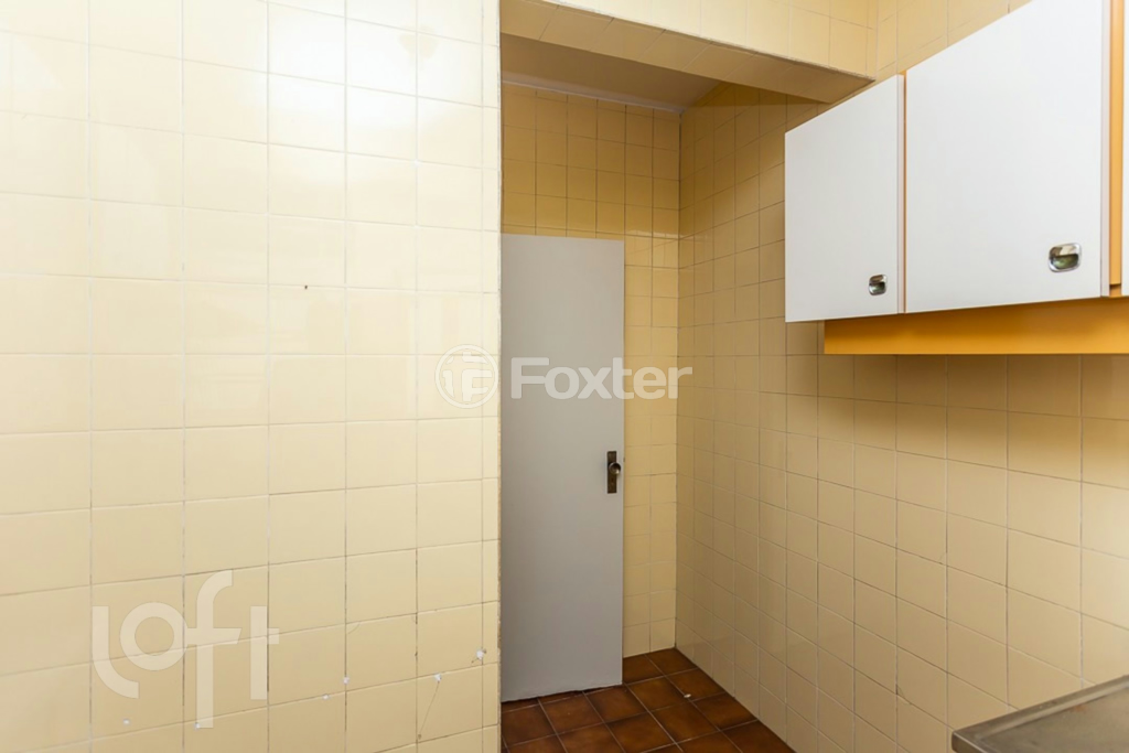 Apartamento à venda com 2 quartos, 77m² - Foto 13