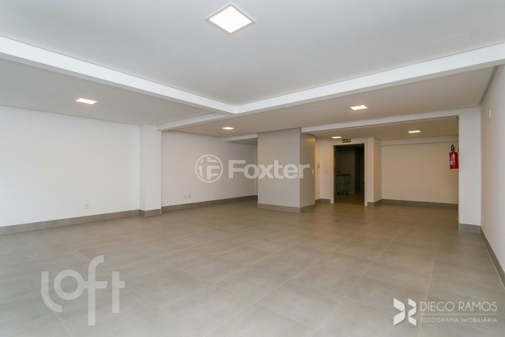 Apartamento à venda com 2 quartos, 66m² - Foto 27