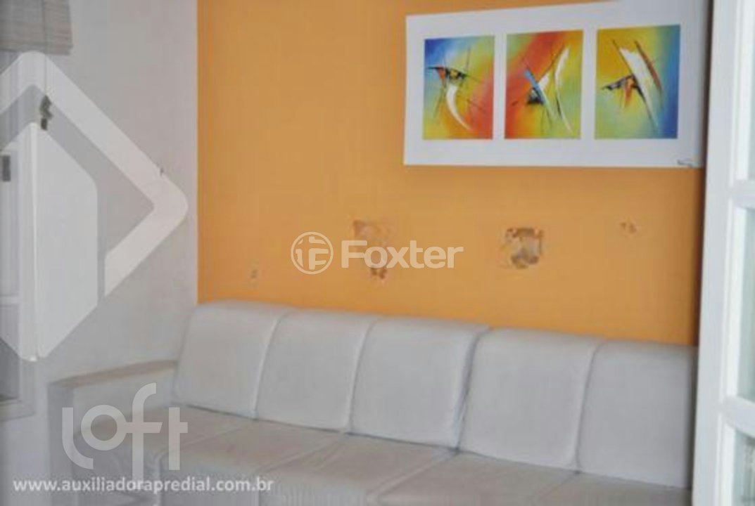Casa à venda com 4 quartos, 197m² - Foto 2
