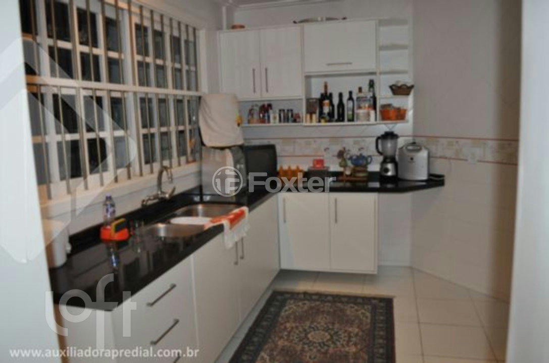 Casa à venda com 4 quartos, 197m² - Foto 8